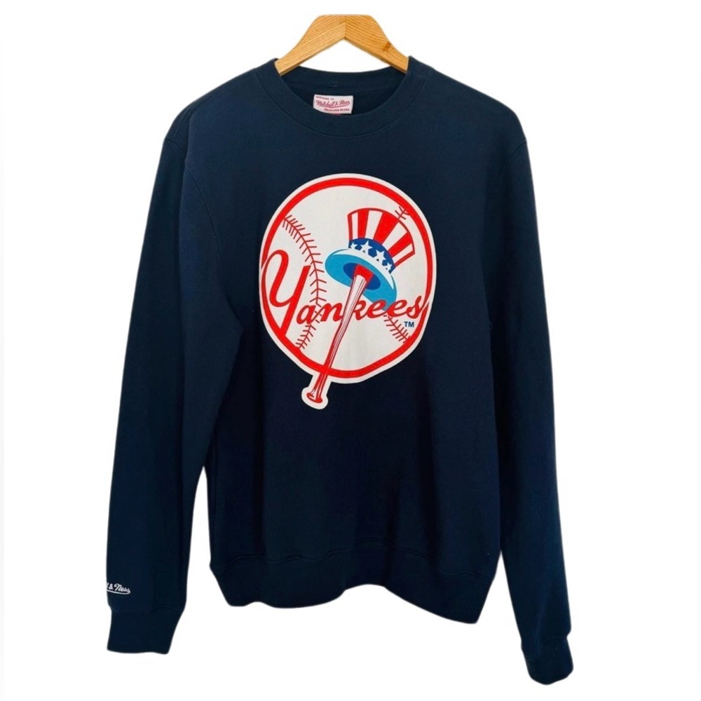 NWT! Mitchell & Ness Retro New York Yankees Mens Medium Crewneck Logo Sweatshirt